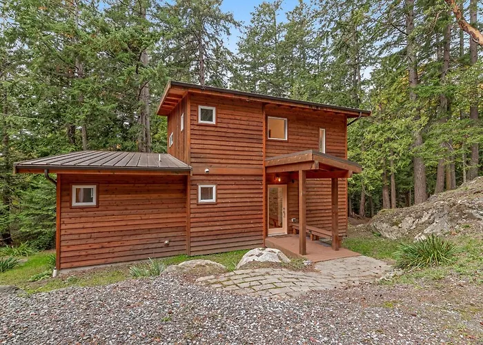 Mckinnis Hill Cabin